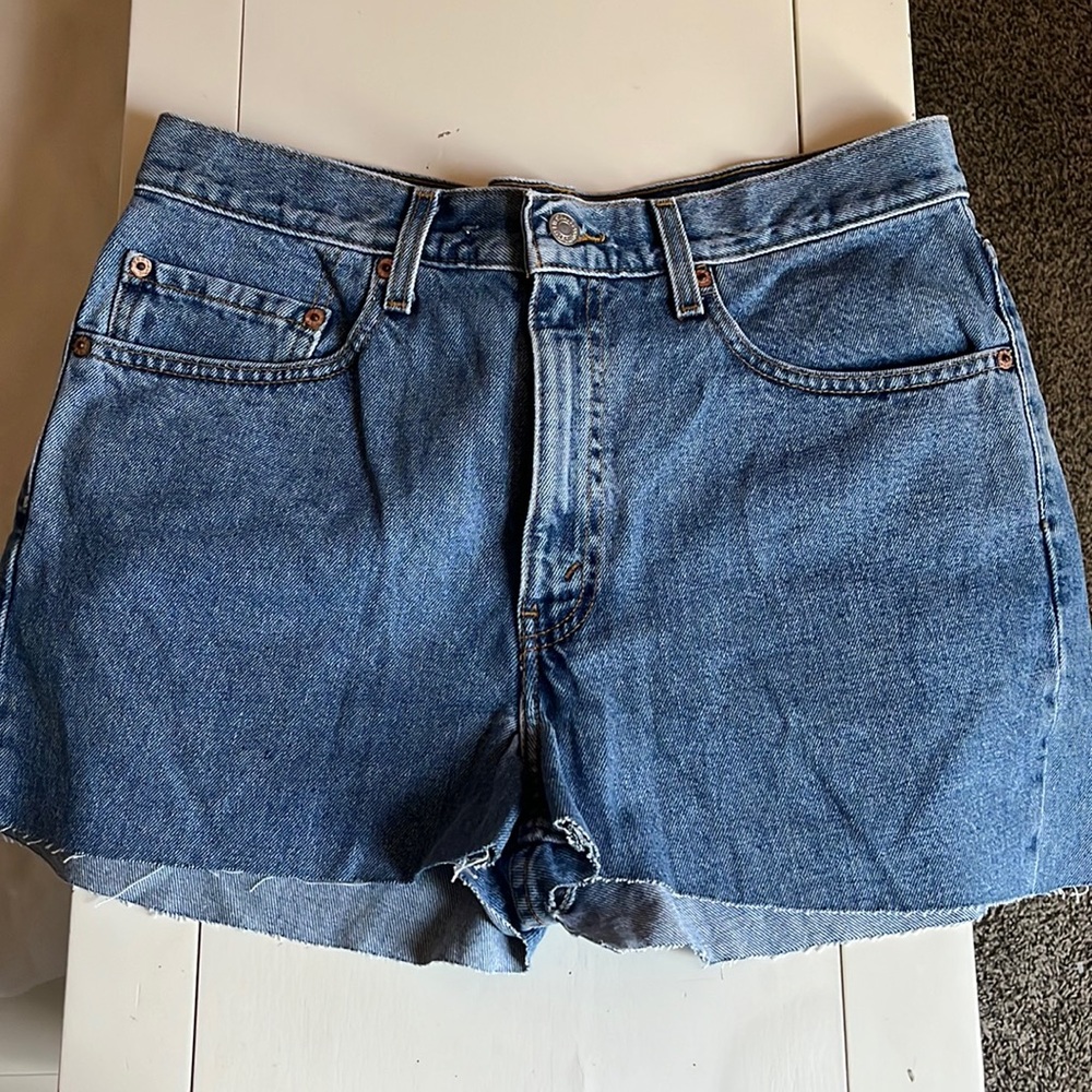 Vintage Levi dad shorts!